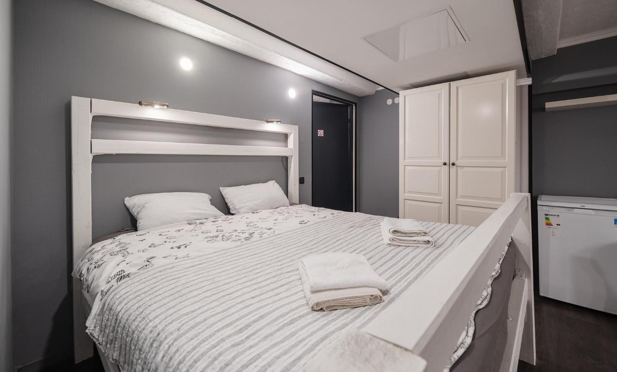 Islandijos Self Check-In Basement Apartments فيلنيوس المظهر الخارجي الصورة